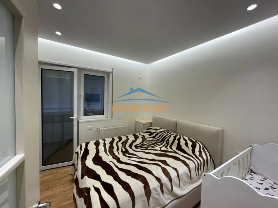 Tirane, shitet apartament 2+1+Aneks+Ballkon Kati 7, 97 m² 160.000 € (Ali Demi)