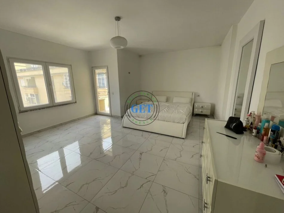 Durres, shitet apartament 3+1+Ballkon Kati 5, 150 m² 170.000 € (Shkembi Kavajes , Durres)