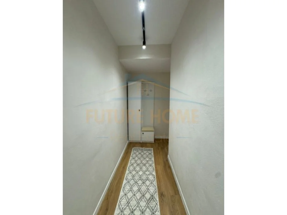Tirane, jepet me qera apartament 1+1 Kati 4, 70 m² 450 € (Unaza e Re)
