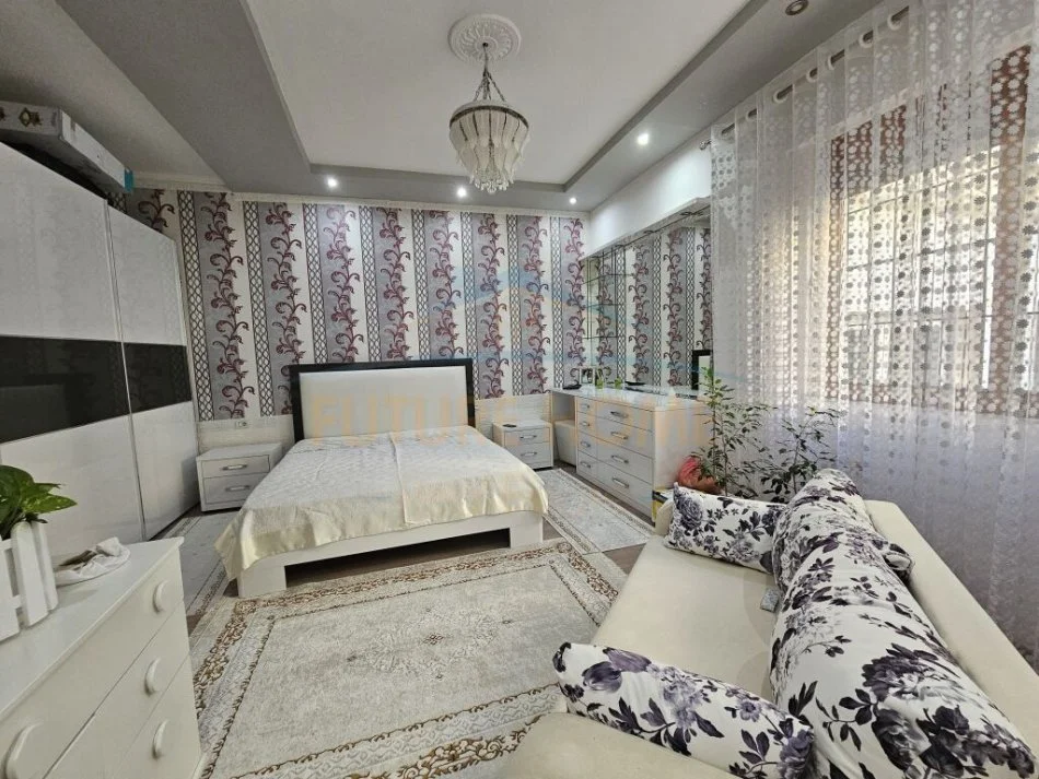 Durres, shitet apartament 3+1 Kati 0, 281 m² 150.000 € (Shkozet , Durres)