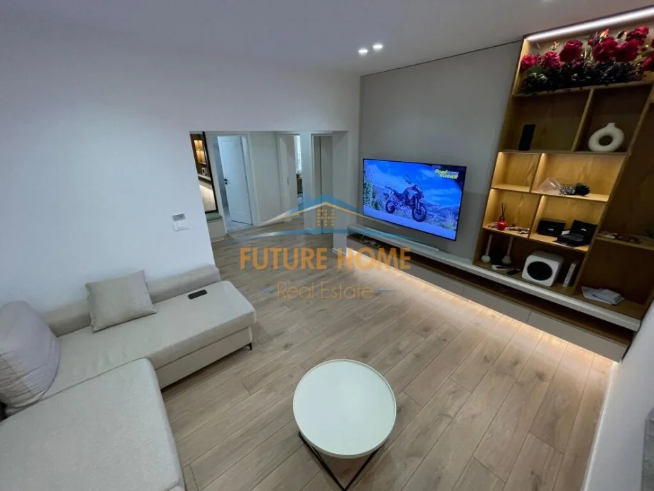 Tirane, jepet me qera apartament 1+1 Kati 3, 70 m² 750 € (Myslym Shyri)