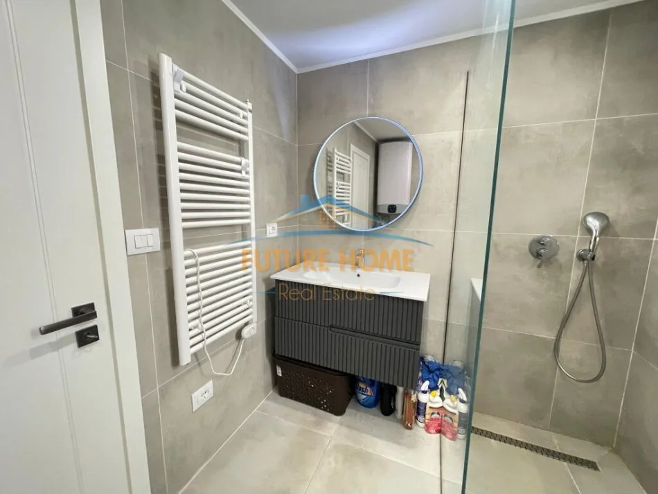 Tirane, jepet me qera apartament 1+1 Kati 3, 70 m² 750 € (Myslym Shyri)