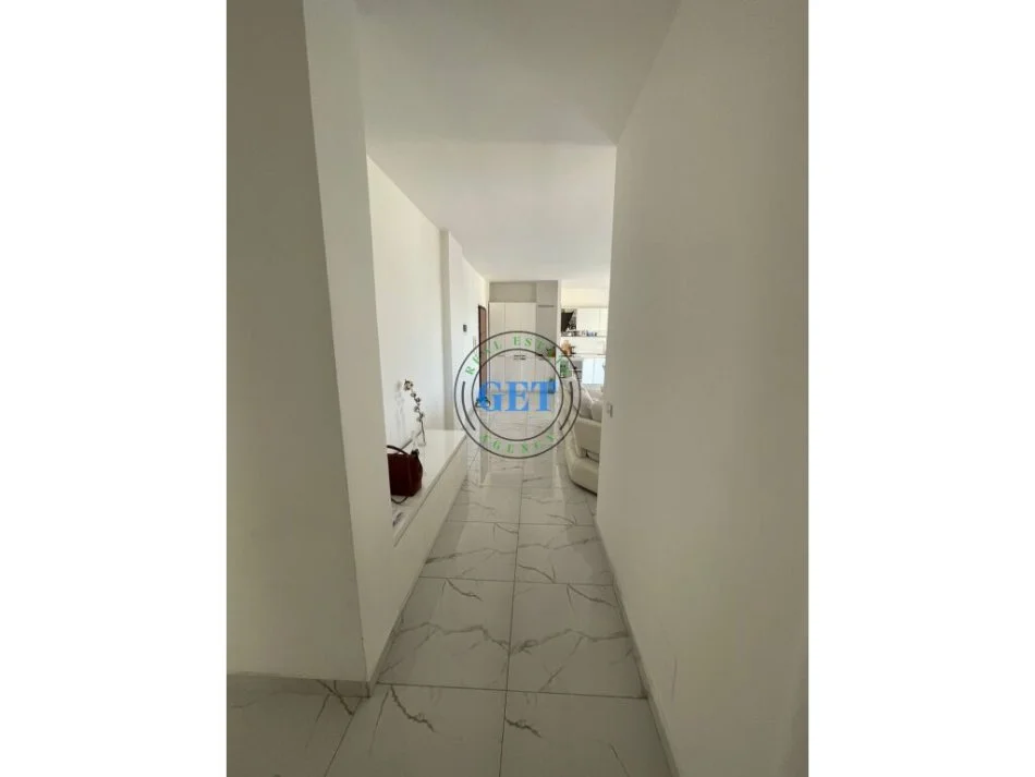 Durres, shitet apartament 3+1+Ballkon Kati 5, 150 m² 170.000 € (Shkembi Kavajes , Durres)