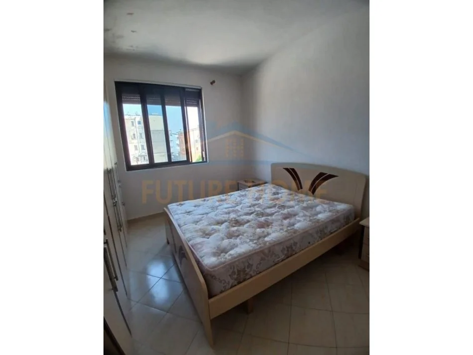 Durres, shitet apartament 2+1+Ballkon Kati 3, 86 m² 55.000 € (Ambulanca Sukth)