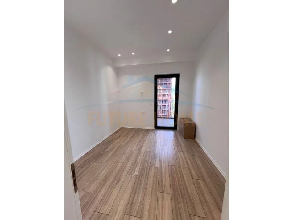 Tirane, jepet me qera apartament 3+1+Aneks+Ballkon Kati 9, 135 m² 1.500 € (Rruga e Kavajes)