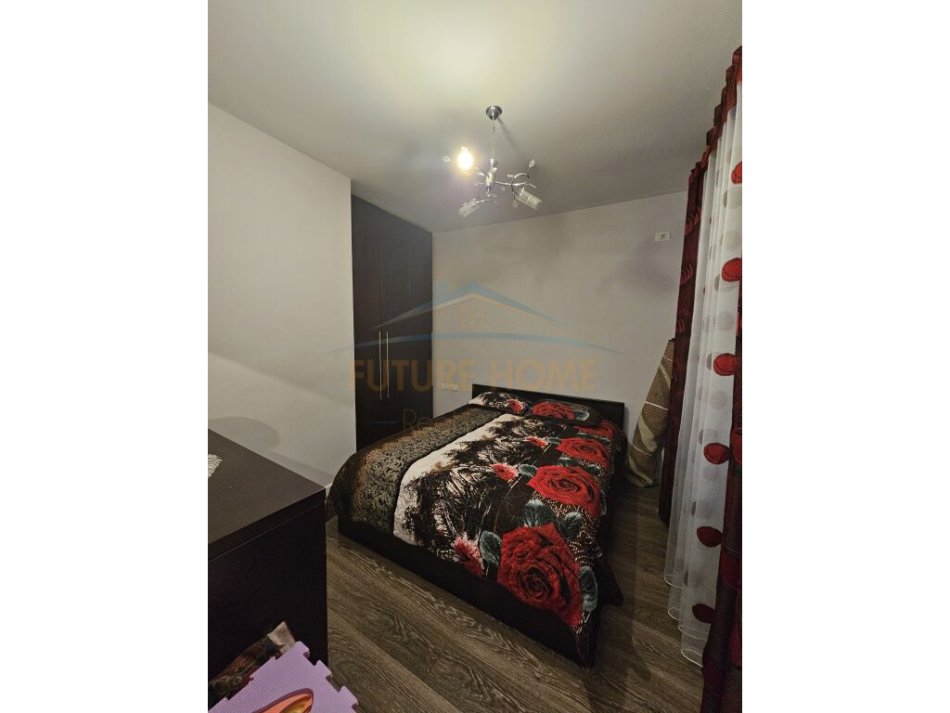 Tirane, shes apartament duplex Dublex Kati 4, 122 m² 200.000 € (Unaza e Re)