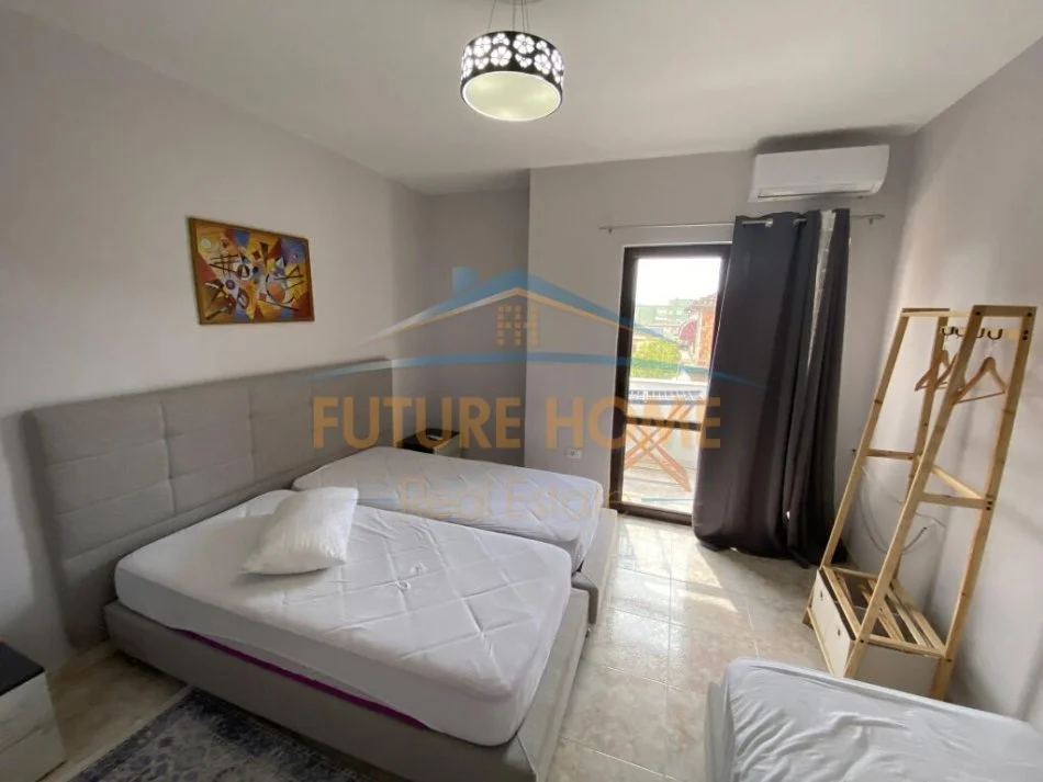 Tirane, jepet me qera apartament 2+1 Kati 4, 109 m² 1.000 € (Rruga Sami Frasheri)