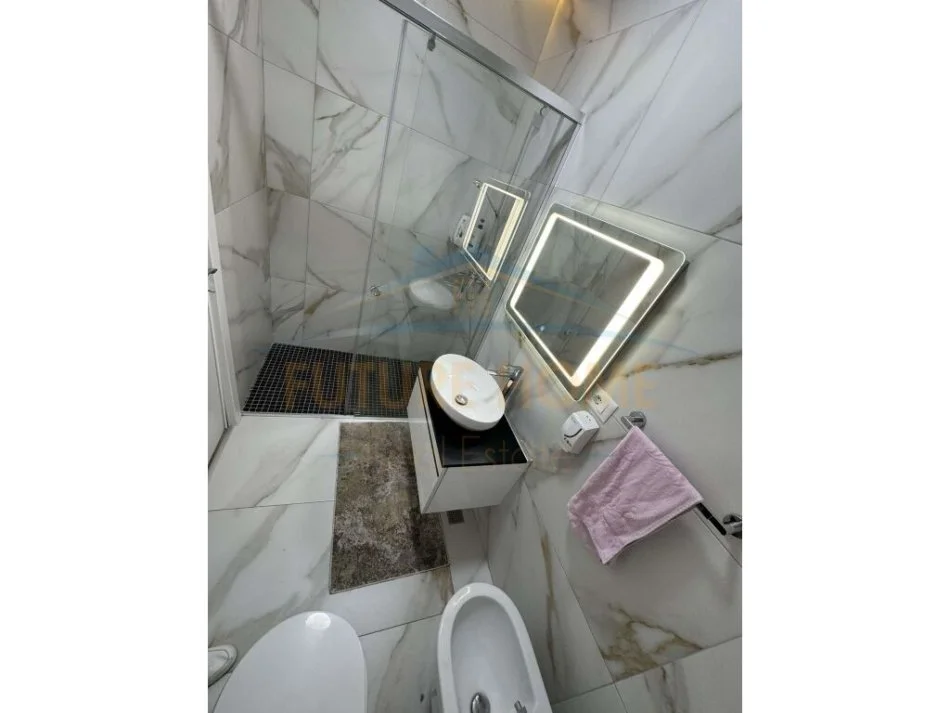 Tirane, shitet apartament 3+1+Aneks+Ballkon Kati 2, 119 m² 150.000 € (Unaza e Re)