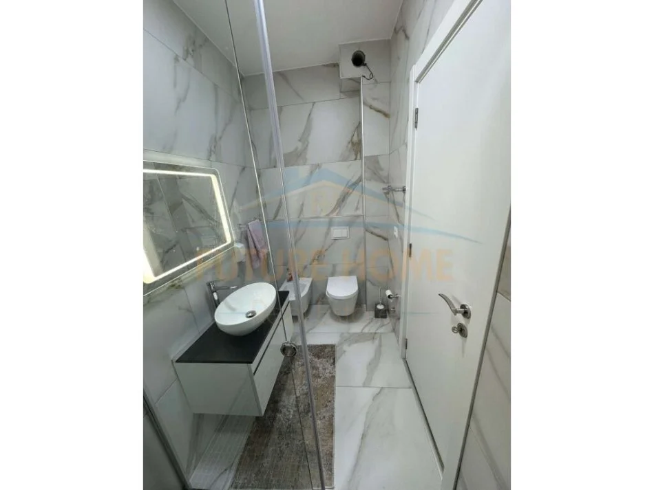 Tirane, Shitet apartament 3+1 Kati 2, 119 m² 1.500.000 € (DOGANA)