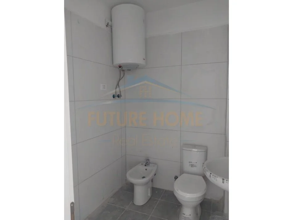Durres, shitet apartament 1+1 Kati 3, 66 m² 55.000 € (Shkozet , Durres)