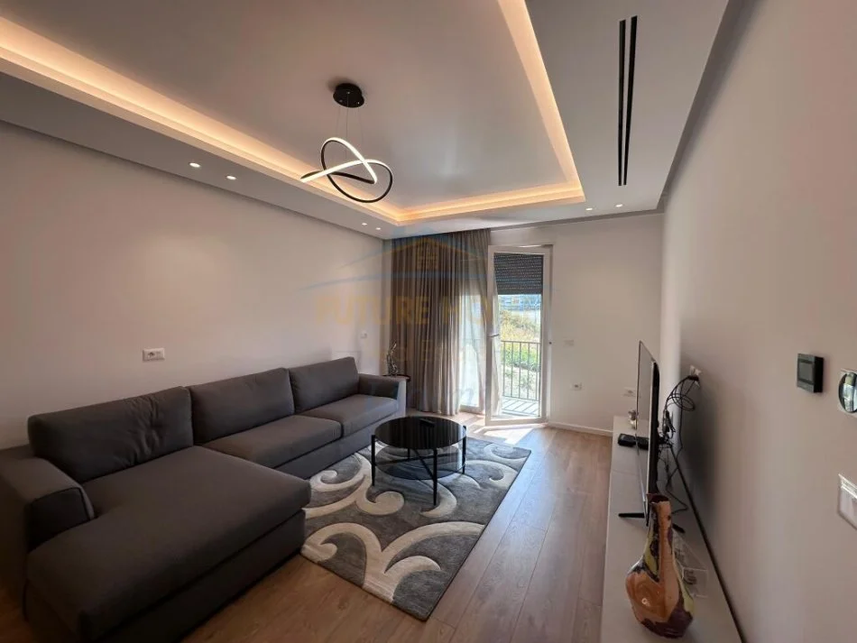 Tirane, jepet me qera apartament 2+1 Kati 1, 100 m² 1.200 € (TEG)