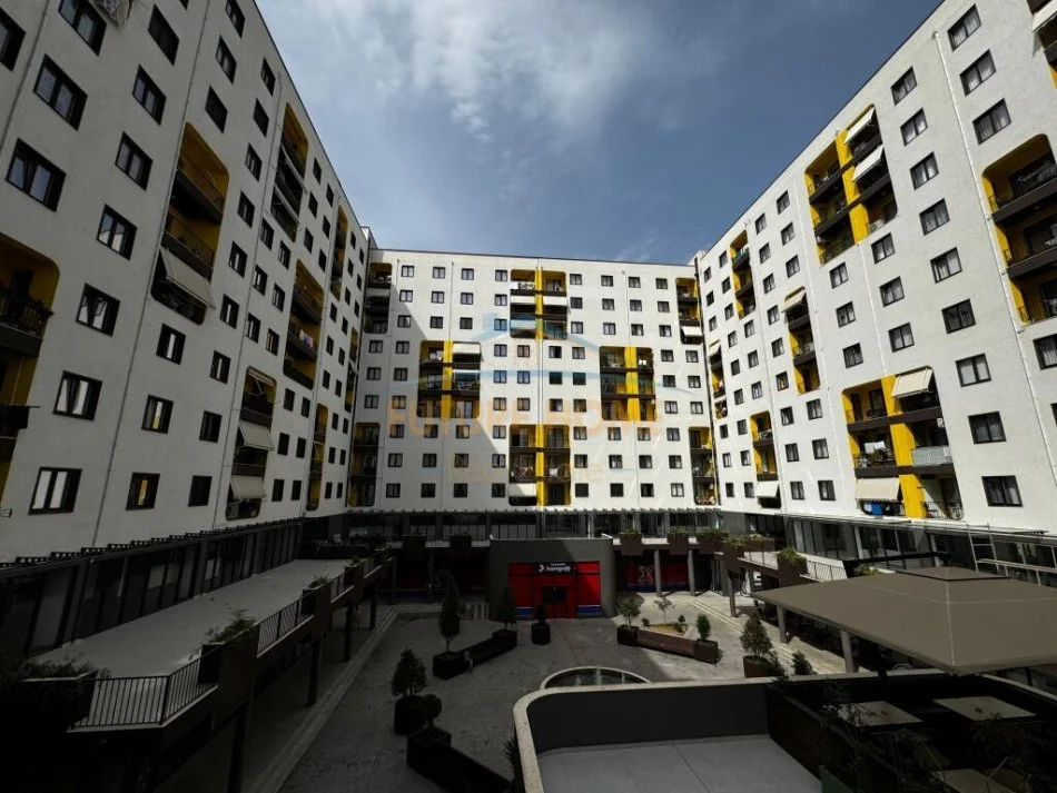 Tirane, shitet apartament 2+1+Ballkon Kati 2, 103 m² 155.000 € (Grand Gallery)