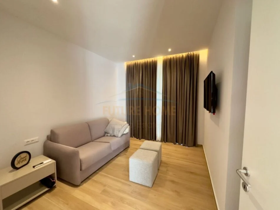 Durres, shitet Vile 3+1+Ballkon Kati 0, 773 m² 1.150.000 € (SAN PIETRO,GJIRI I LALZIT)