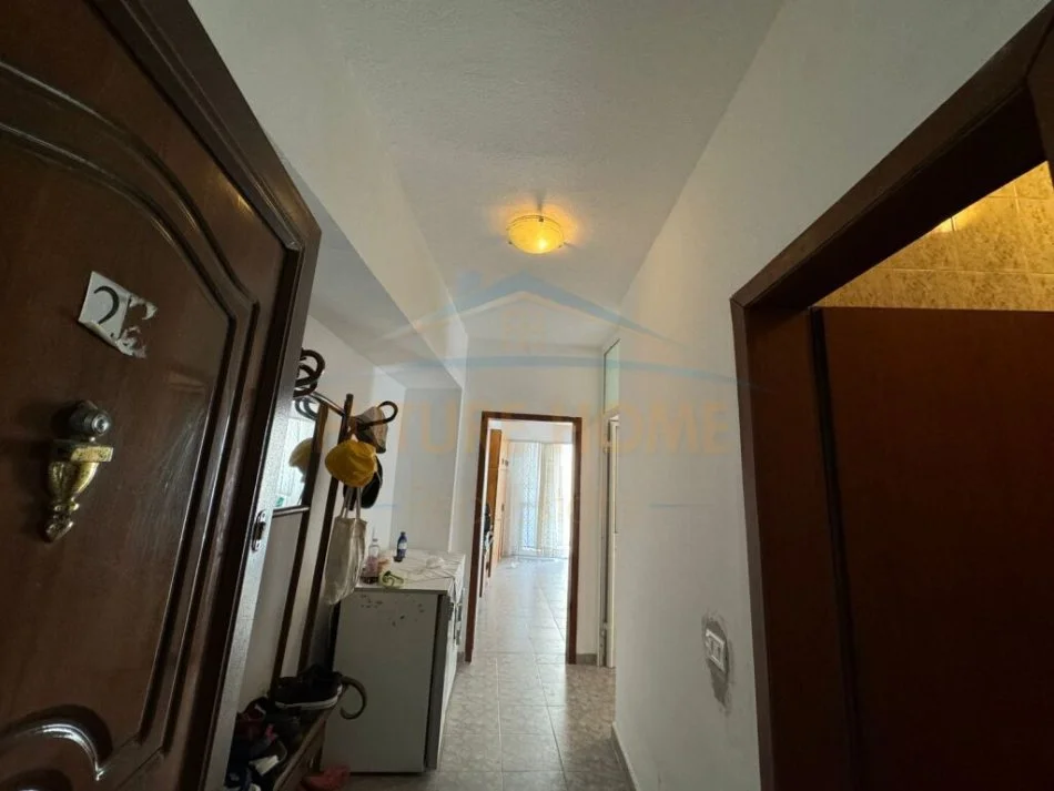 Durres, shitet apartament 2+1+Ballkon Kati 3, 105 m² 115.000 € (Plazh Iliria , Durres)