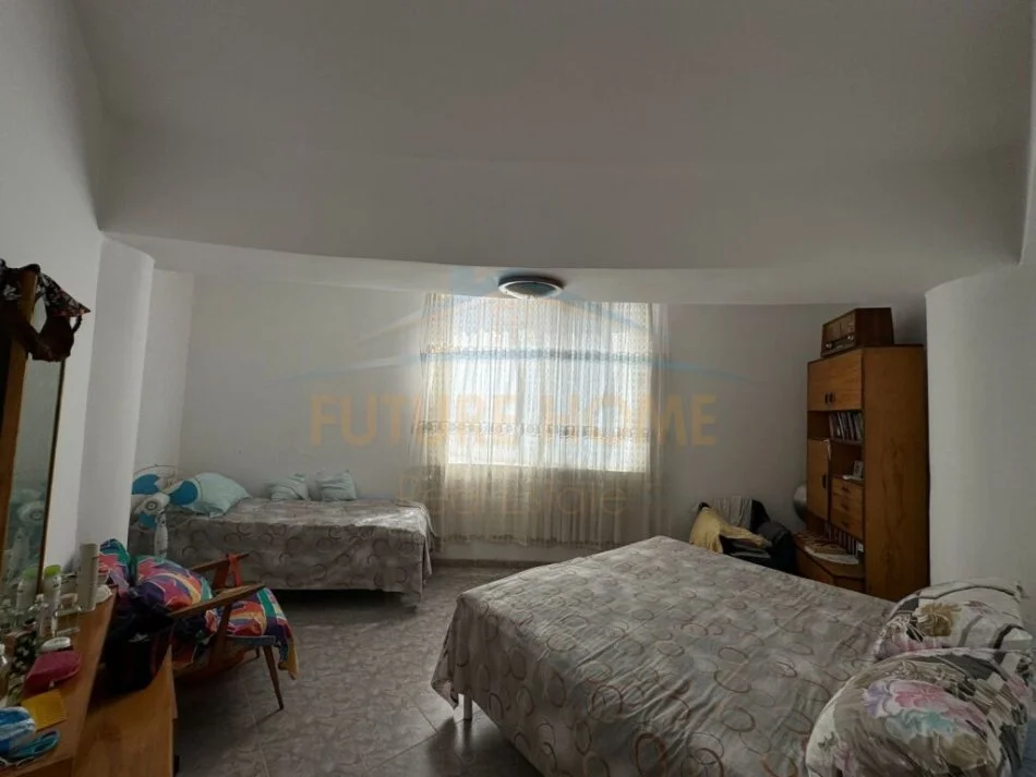 Durres, shitet apartament 2+1+Ballkon Kati 3, 105 m² 115.000 € (Plazh Iliria , Durres)