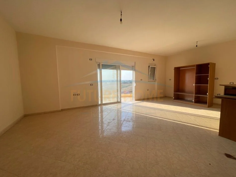 Tirane, shitet apartament 3+1+Ballkon Kati 5, 105 m² 130.000 € (Shkoze)