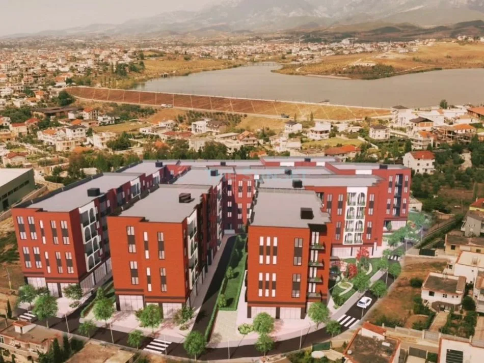 Tirane, shitet apartament 1+1+Ballkon Kati 1, 53 m² 53.890 € (paskuqan)