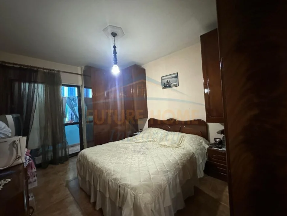 Tirane, shitet 2+1 Kati 2, 300.000 € (Blloku)
