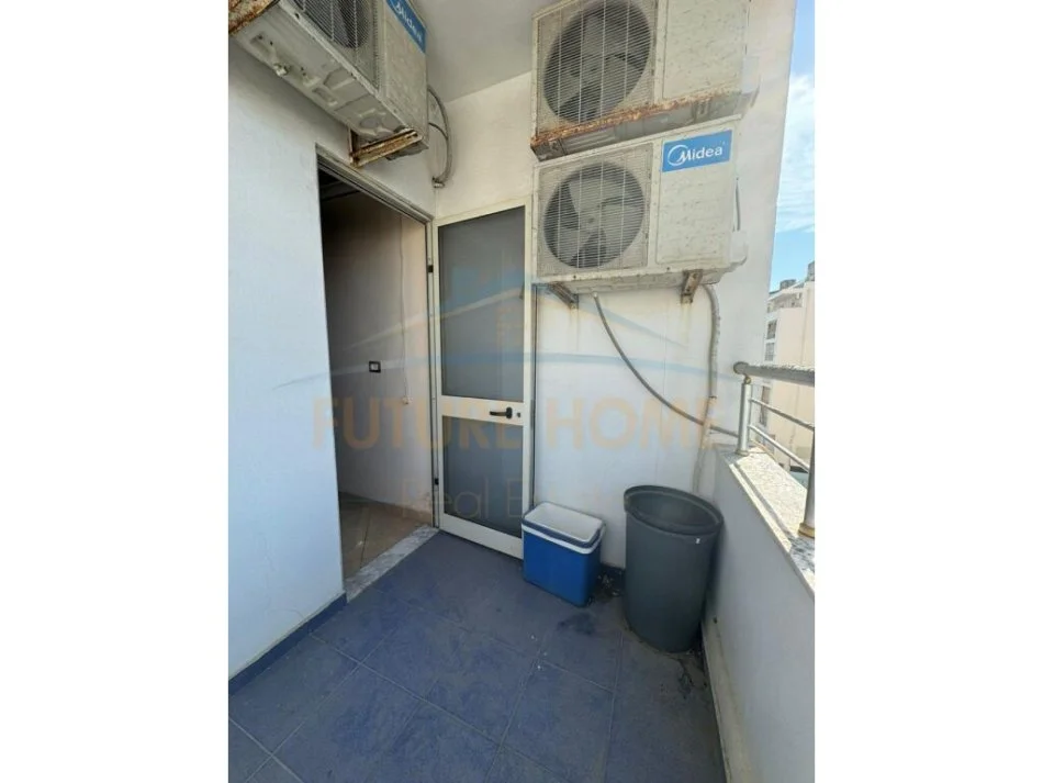 Durres, shitet apartament 2+1+Ballkon Kati 5, 82 m² 88.000 € (Plazh, Iliria)