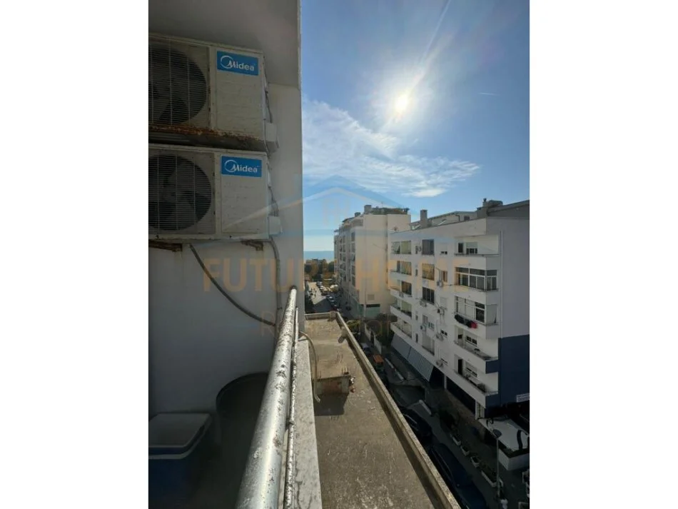 Durres, shitet apartament 2+1+Ballkon Kati 5, 82 m² 88.000 € (Plazh, Iliria)