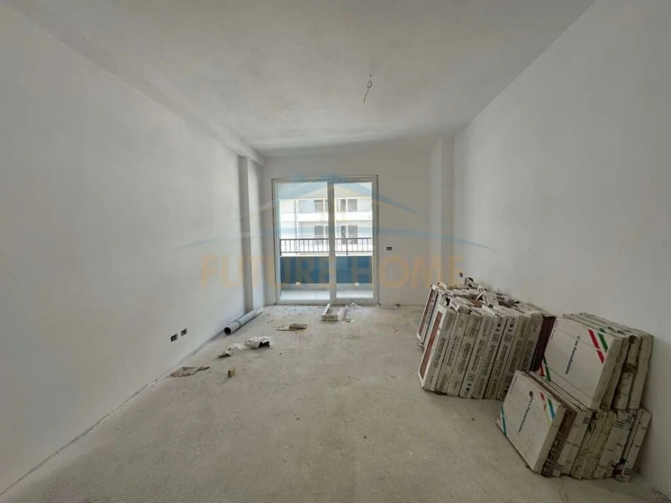 Tirane, shitet apartament 3+1 Kati 6, 132 m² 131.300 € (UNIVERS CITY, QTU)