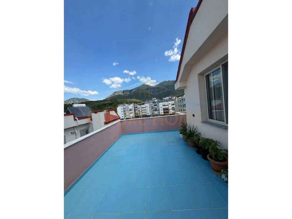 Tirane, shitet apartament 2+1+Ballkon Kati 6, 116 m² 113.000 € (Fresk)