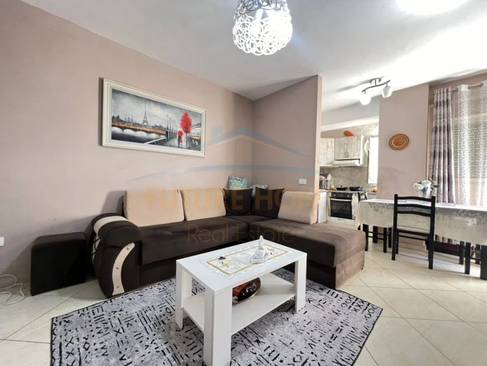 Durres, shitet apartament 2+1+Ballkon Kati 3, 97 m² 110.000 € (Markata, Durres)