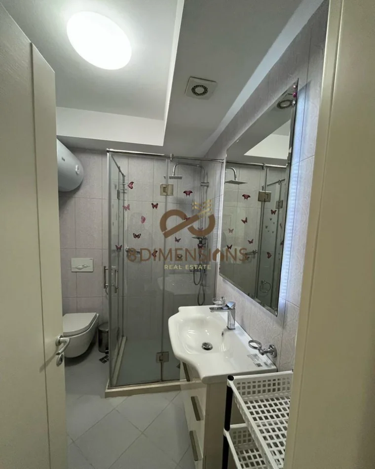 Tirane, jepet me qera apartament 2+1+Ballkon Kati 2, 130 m² 1.300 € (teg)