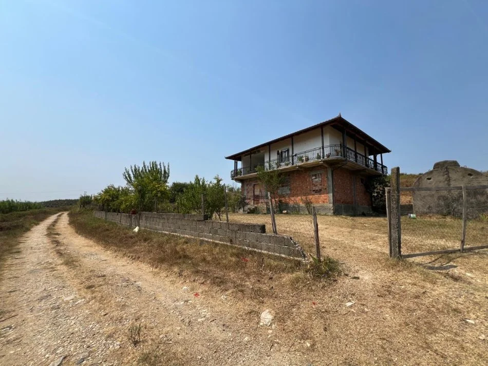 Kruje, shitet shtepi 4+1+Ballkon Kati 2, 84 m² 70.000 € (Borizane, Kruje)