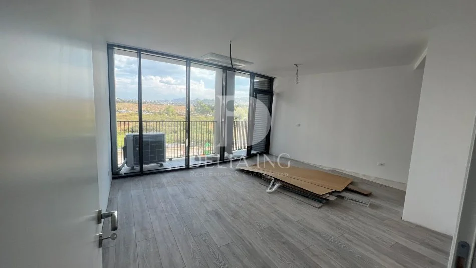 Tirane, jepet me qera apartament 2+1+Aneks+Ballkon Kati 2, 120 m² 1.200 € (Lake View Residence)