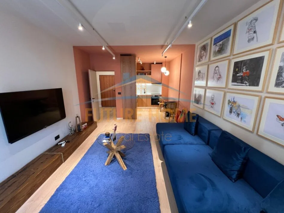 Tirane, jepet me qera apartament 1+1+Ballkon Kati 12, 76 m² 900 € (Bulevardin Gjergj Fishta, prane ish Ekspozites)