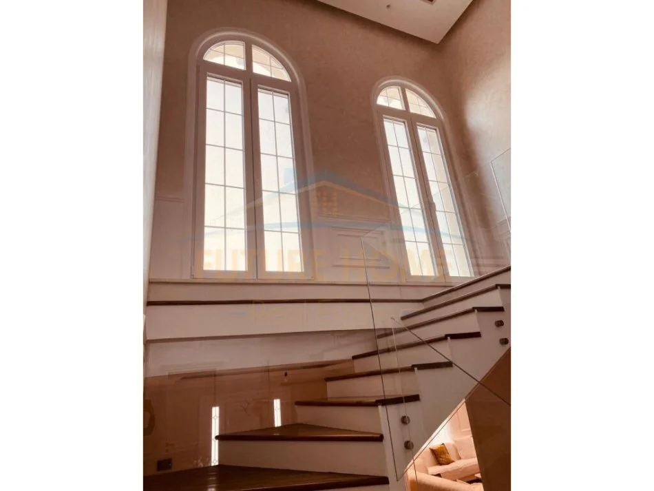 shitet , 2.500 m² 820.000 € (Lagjia e Re)