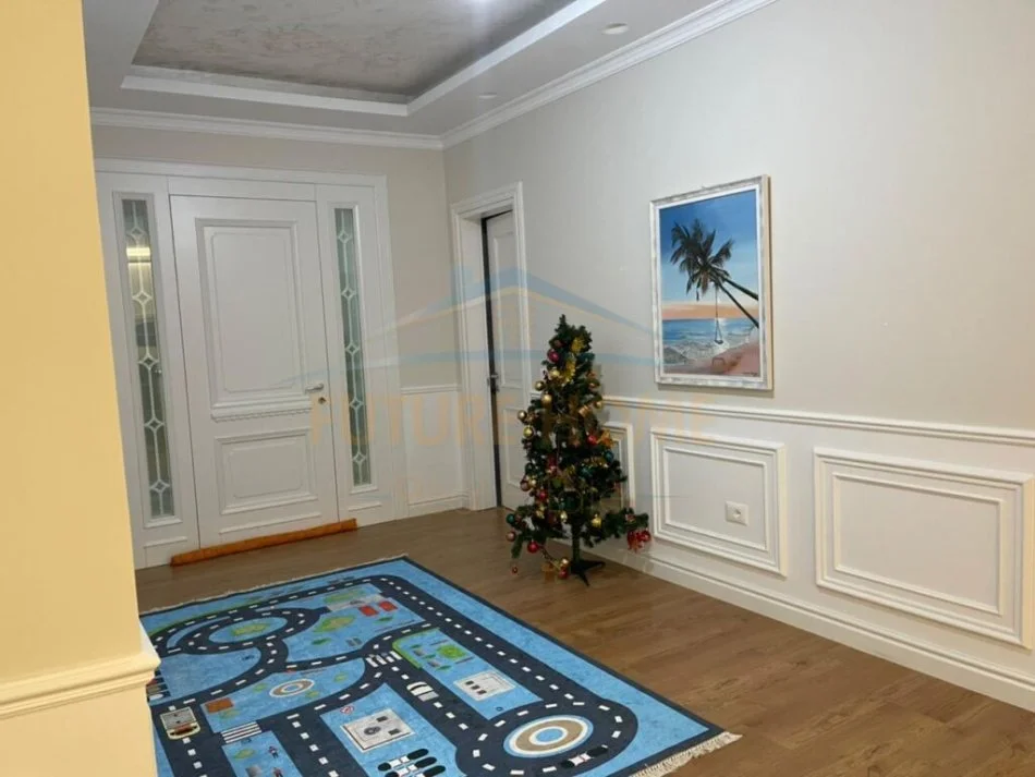 Durres, shitet Vile 2 Katshe , 2.500 m² 820.000 € (Lagjia e Re , Durres)