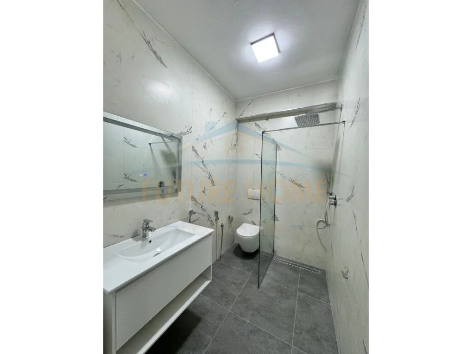 Durres, shitet apartament 1+1 Kati 1, 60 m² 72.000 € (Shkembi i Kavajes , Durres)