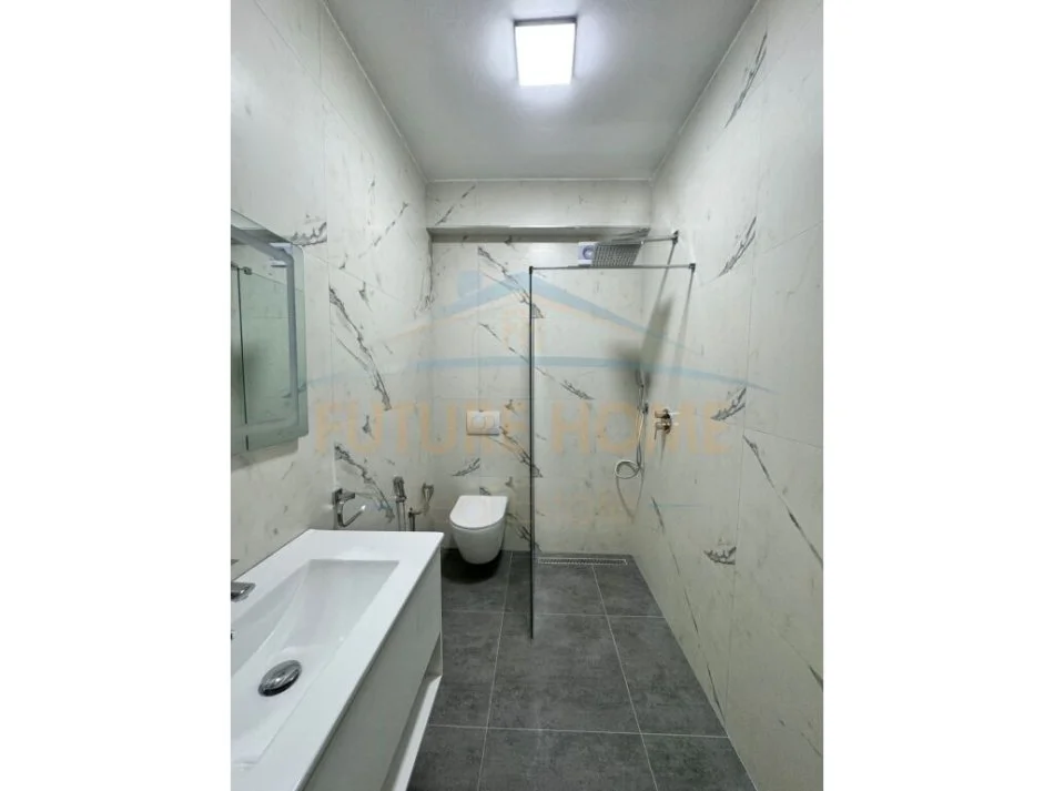 Durres, shitet apartament 1+1 Kati 1, 60 m² 72.000 € (Shkembi i Kavajes , Durres)