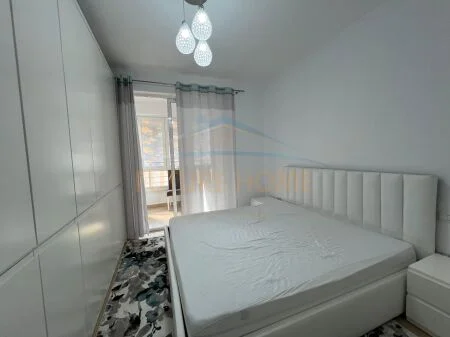 Tirane, shitet apartament 2+1 Kati 4, 77 m² (UNAZA E RE)