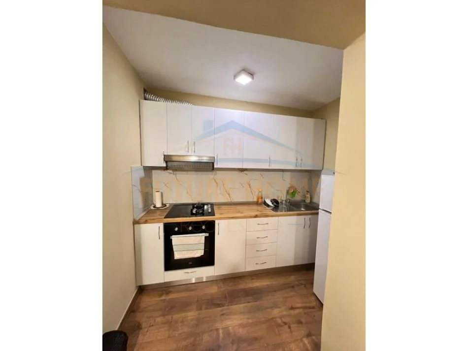 Tirane, shitet apartament 1+1+Ballkon Kati 5, 57 m² 102.600 € (Mine Peza)