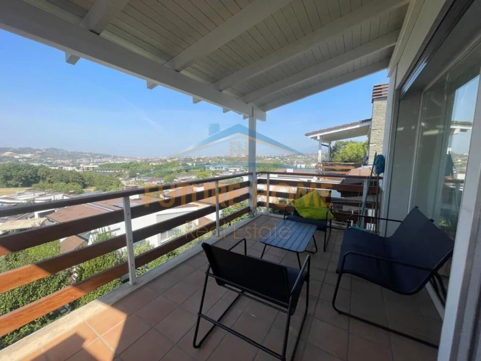 Tirane, jepet me qera apartament 2+1+Ballkon Kati 2, 103 m² 1.150 € 