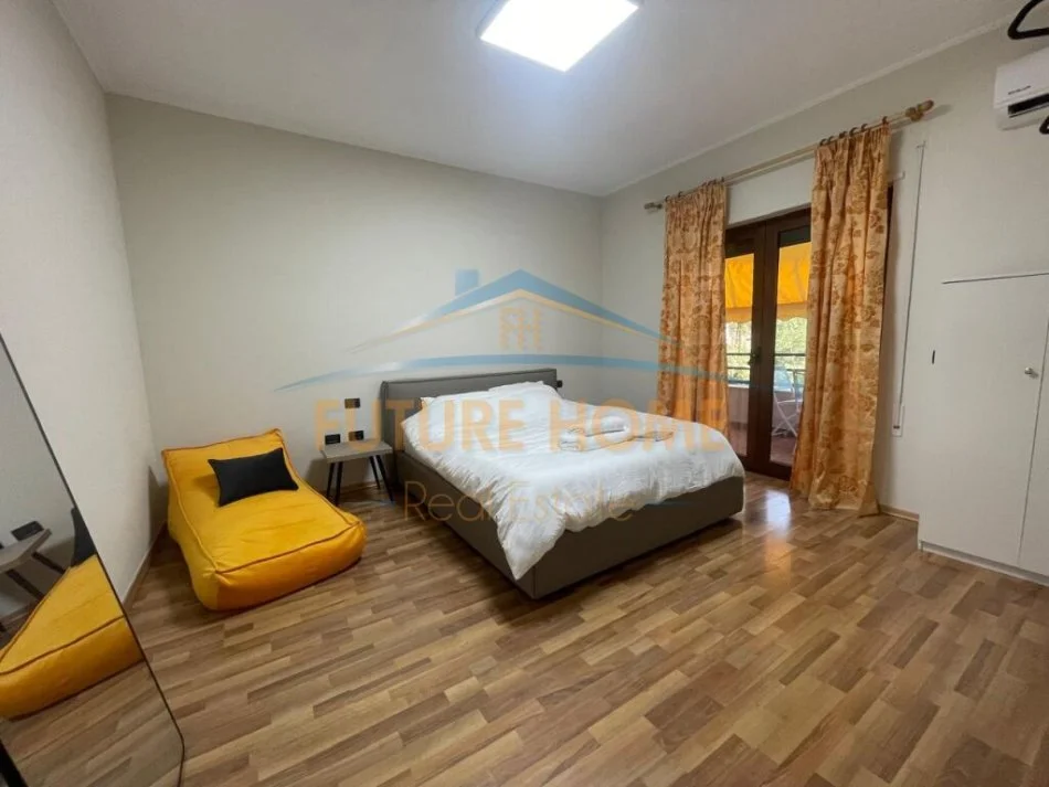 Tirane, jepet me qera apartament 1+1+Ballkon Kati 3, 60 m² 700 € (Stadiumi Air Albania)