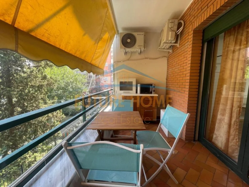 Tirane, jepet me qera apartament 1+1+Ballkon Kati 3, 60 m² 700 € (Stadiumi Air Albania)