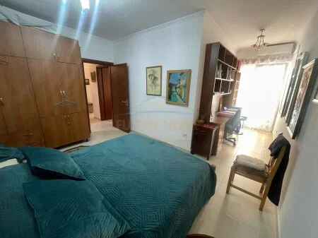 Shitet, Apartament 2+1+2+Post Parkimi, Rruga Idriz Dollaku, Ali Dem, Tiranë. AREA44133
