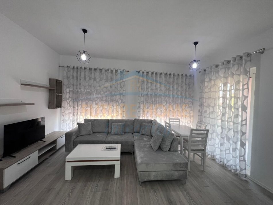 Qera, Apartament 2+1, Kompleksi Mangalem, Tiranë. 450 €