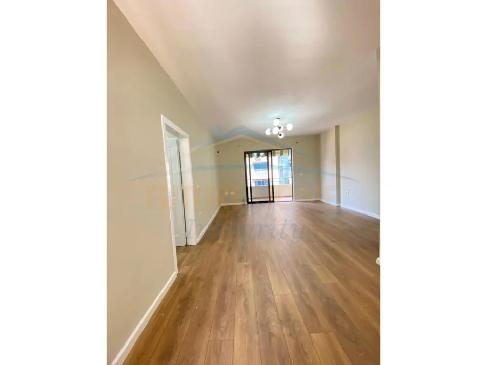 Tirane, shitet apartament 2+1 Kati 5, 90 m² 185.000 € (PAZARI I RI)