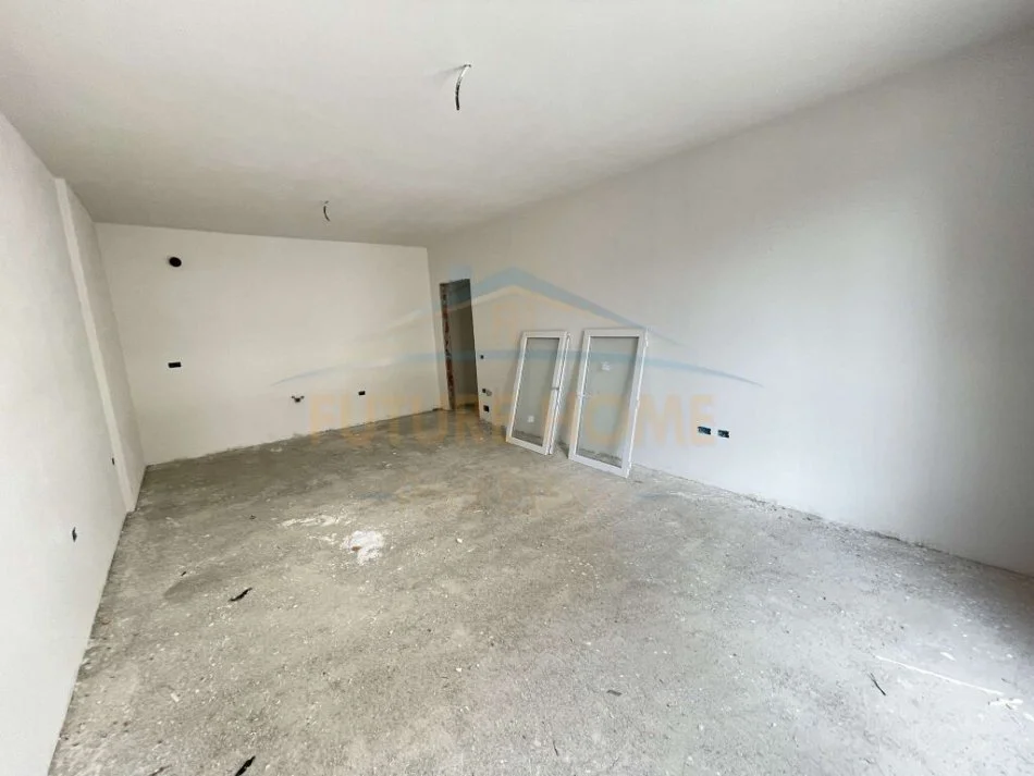Tirane, shitet apartament 2+1+Ballkon Kati 1, 105 m² 100.473 € (QTU)