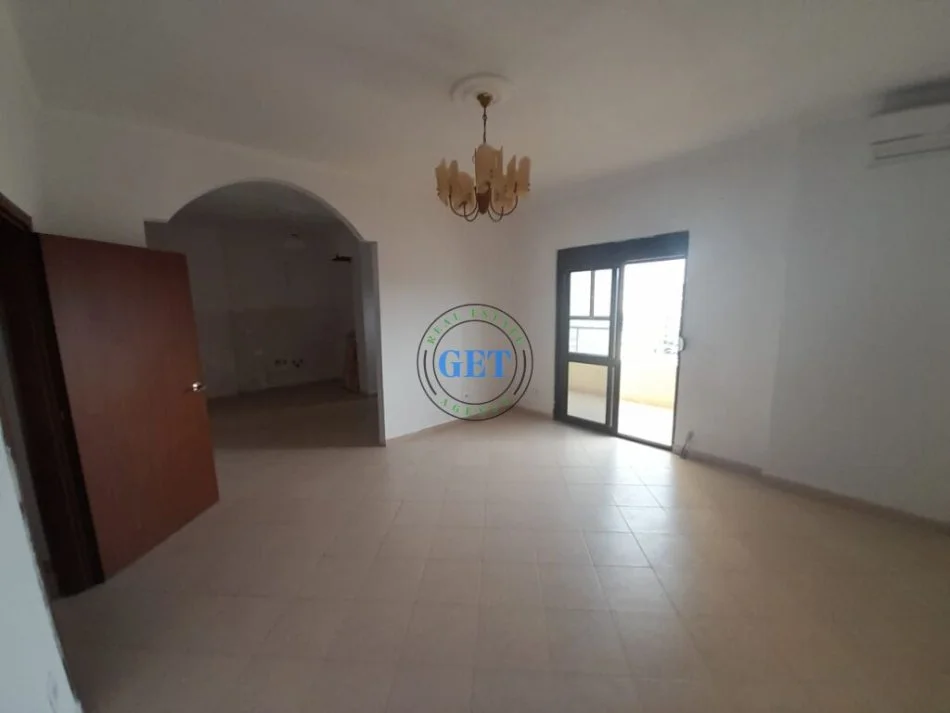 Durres, shitet apartament 2+1+Aneks+Ballkon Kati 9, 105 m² 90.000 € (Ish Rajoni,Durres)