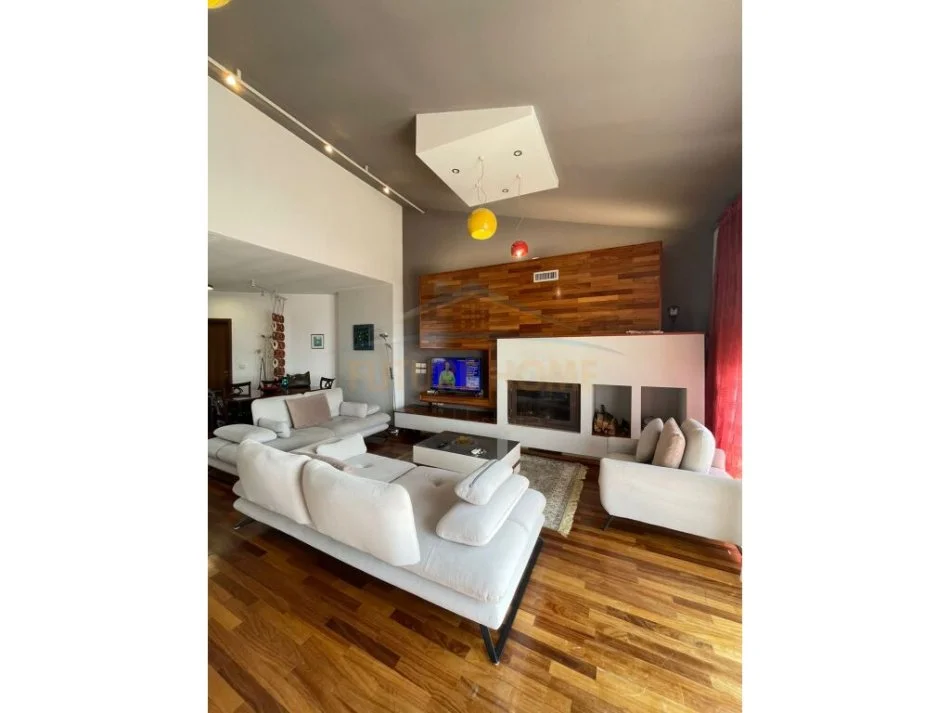 Tirane, jepet me qera apartament duplex 3+1+Aneks+Ballkon Kati 3, 166 m² 1.000 € 