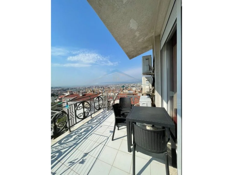 Tirane, jepet me qera apartament duplex 3+1+Verande, Kati 4, 166 m² 1.200 € (Rezidenca Kodra e Diellit 1)