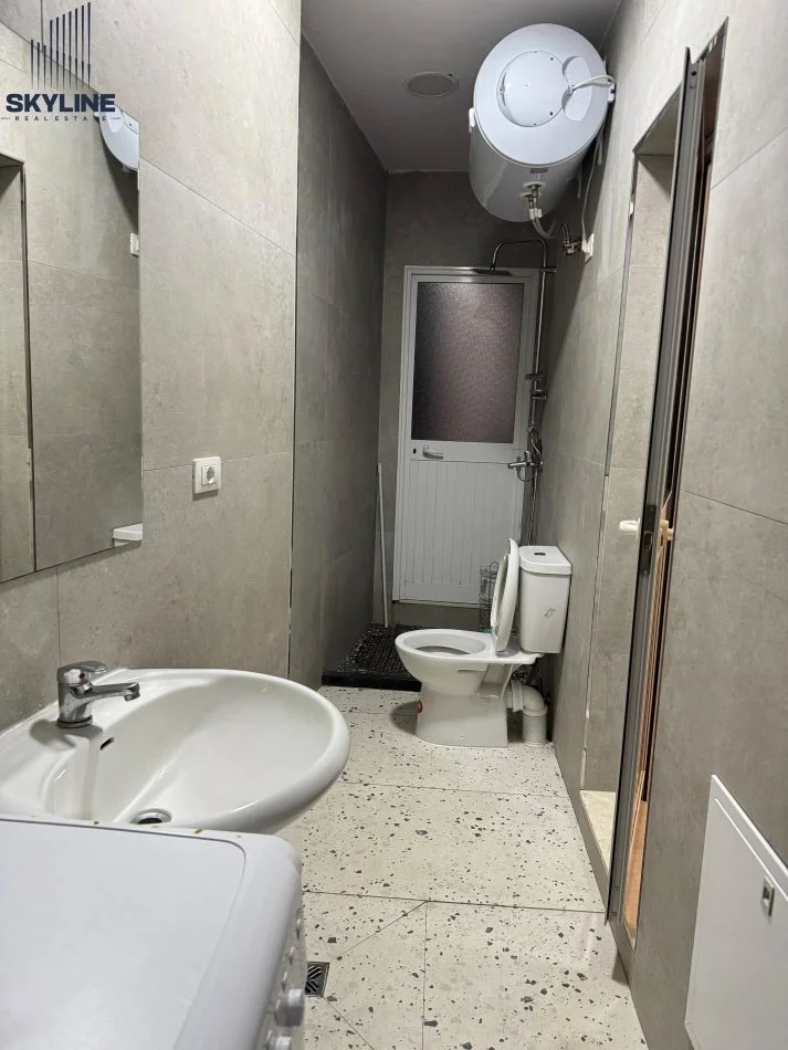 Tirane, jepet me qera Vile 2+1 Kati 0, 500 € (PORCELAN)