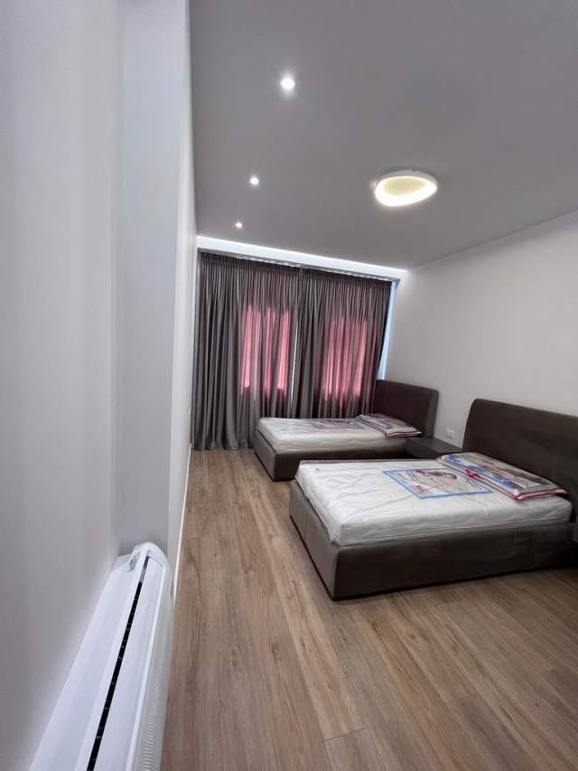 Tirane, jepet me qera apartament 2+1+BLK Kati 2, 100 m² 1.300 Euro (RRUGA BARRIKADAVE)