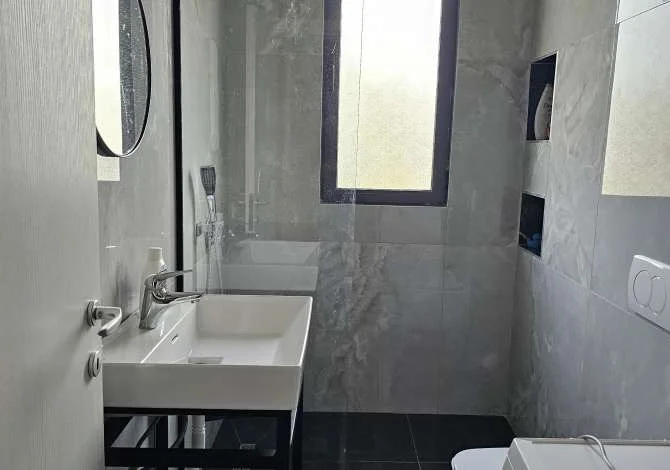 jepet me qera , 500 € (Dibres)